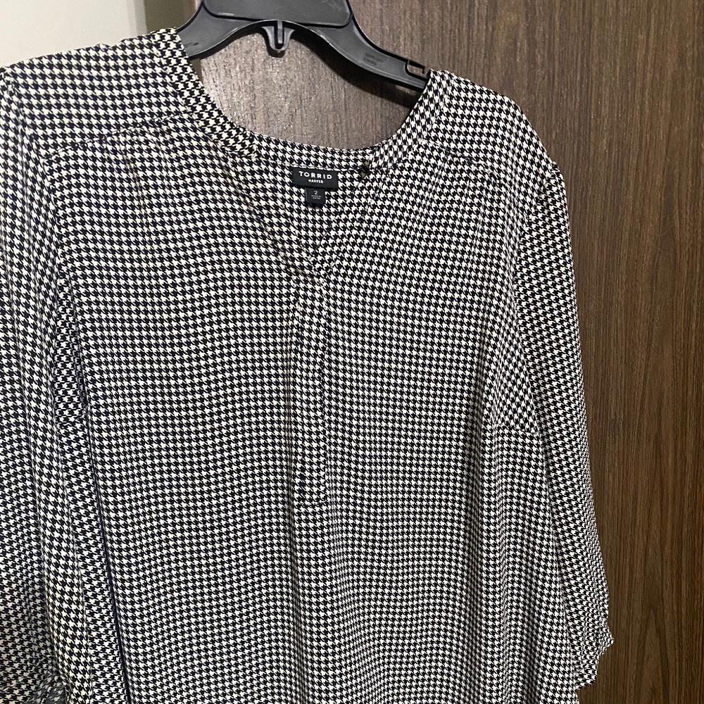 Houndstooth blouse